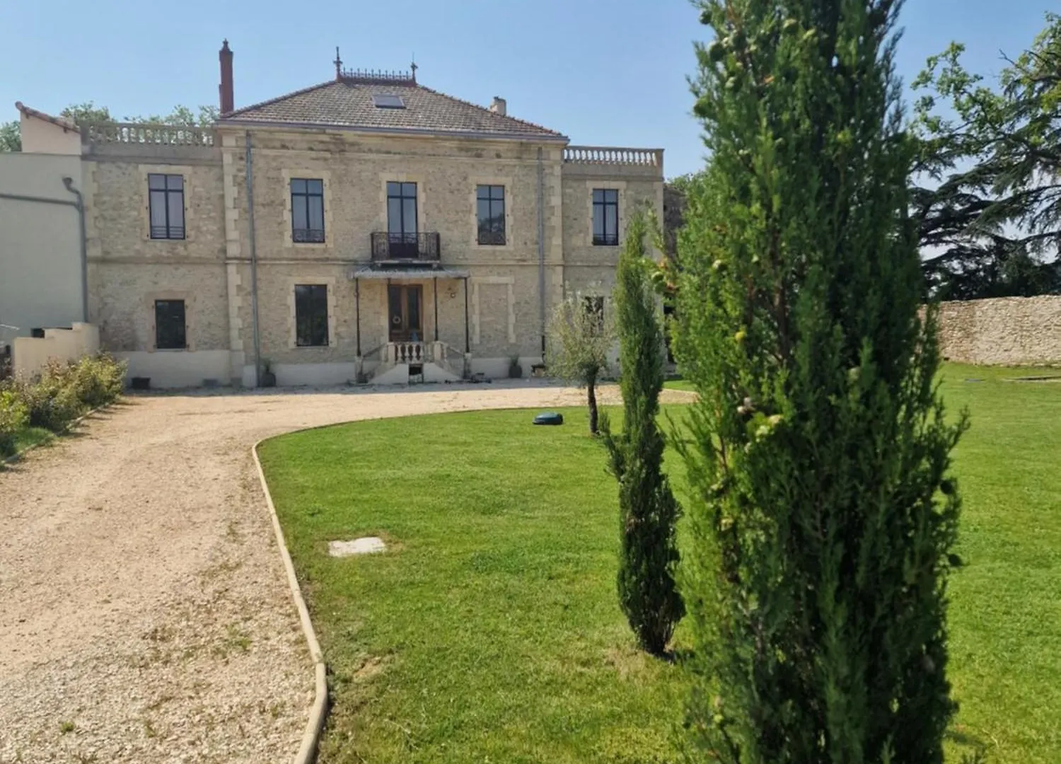 Holiday home Jolie Masdame Un Espace Incroyable Sauzet  France