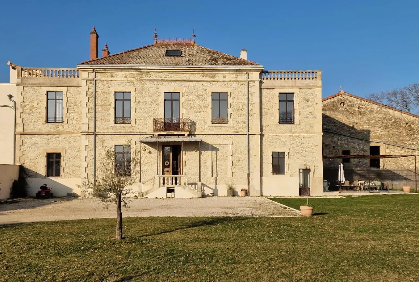Holiday home Jolie Masdame Un Espace Incroyable Sauzet  France