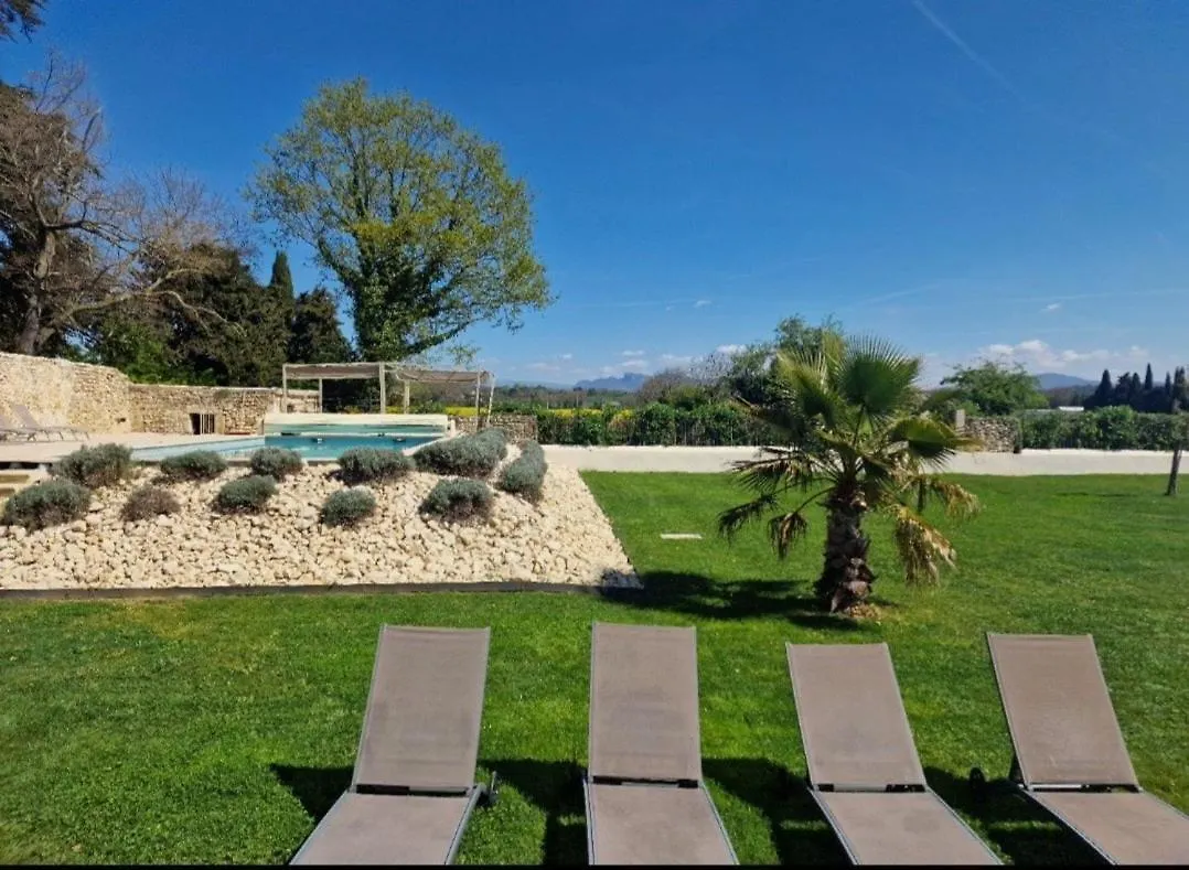 Jolie Masdame Un Espace Incroyable Sauzet  France